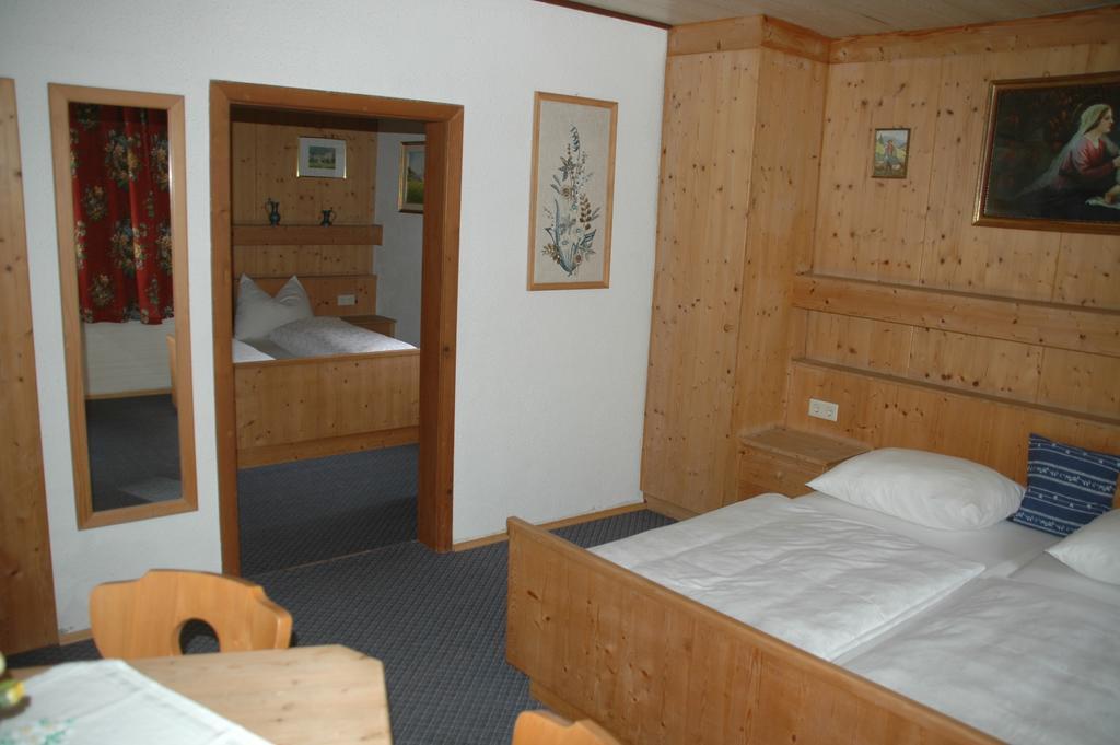 Romantikhaus Hufschmiede Hotel Engelhartszell Luaran gambar