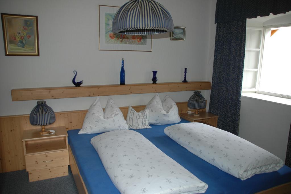 Romantikhaus Hufschmiede Hotel Engelhartszell Luaran gambar