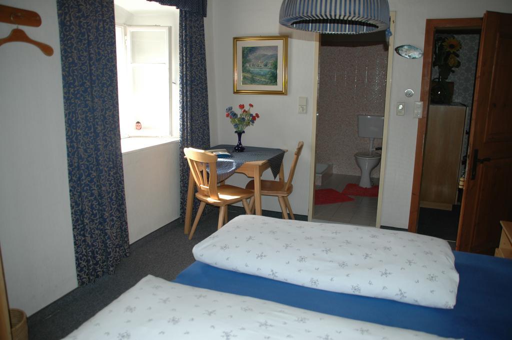 Romantikhaus Hufschmiede Hotel Engelhartszell Luaran gambar