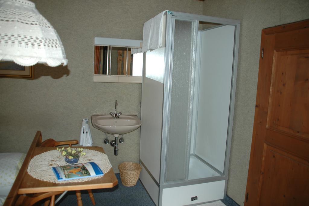 Romantikhaus Hufschmiede Hotel Engelhartszell Luaran gambar