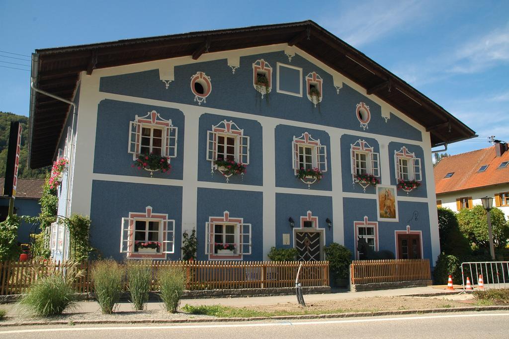 Romantikhaus Hufschmiede Hotel Engelhartszell Luaran gambar