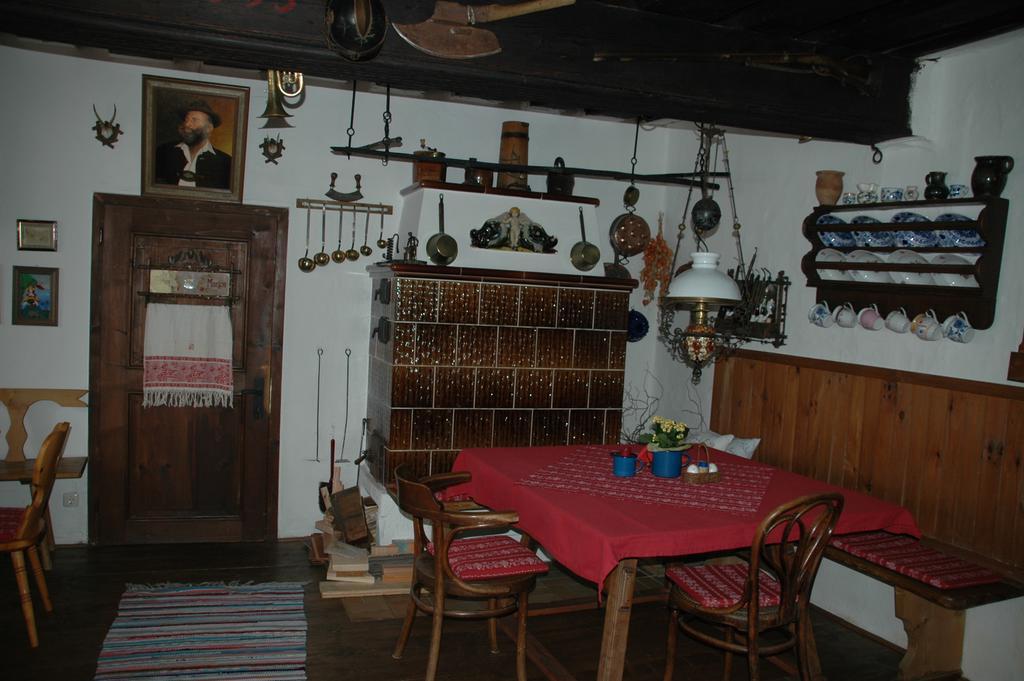 Romantikhaus Hufschmiede Hotel Engelhartszell Luaran gambar