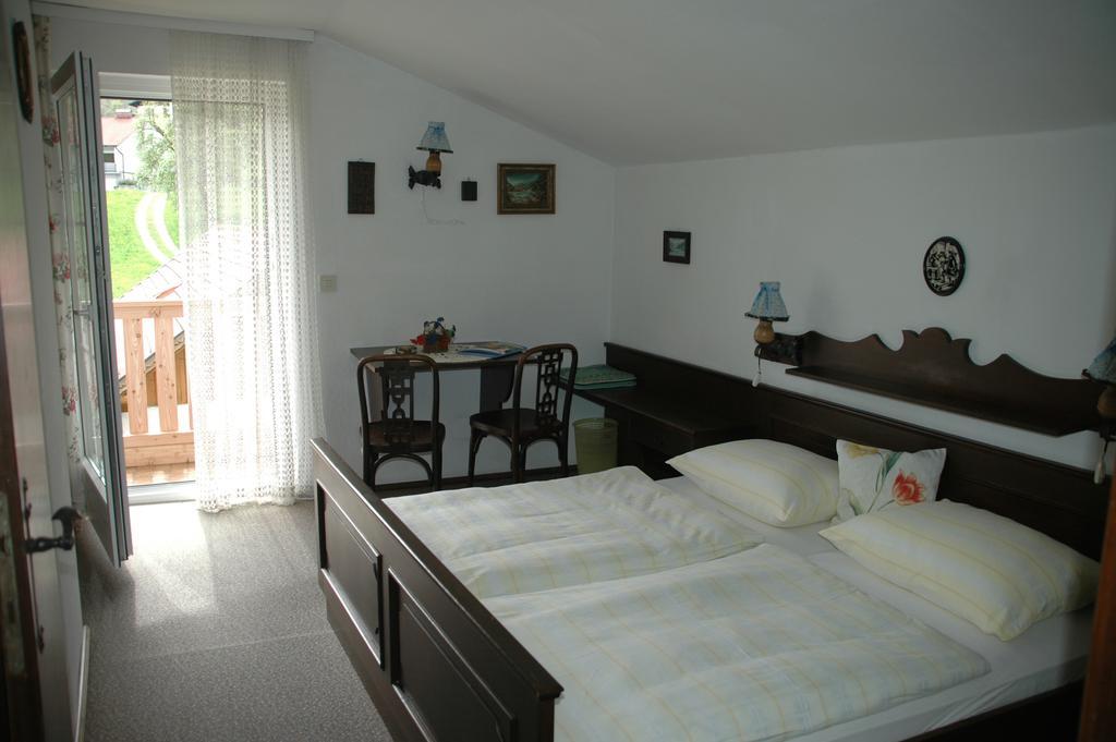 Romantikhaus Hufschmiede Hotel Engelhartszell Luaran gambar